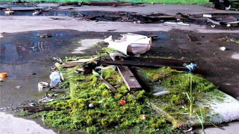 Garage Camp - Garage-Across-from-Camp-30104.jpg