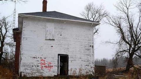 January 2018 - Latched-Into-Darkness40.jpg