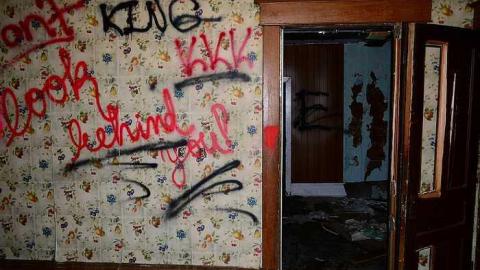 January 2018 - Latched-Into-Darkness44.jpg