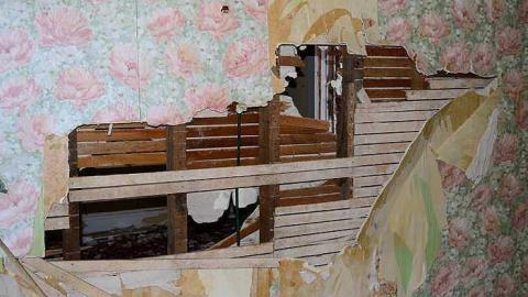 January 2018 - Latched-Into-Darkness51.jpg