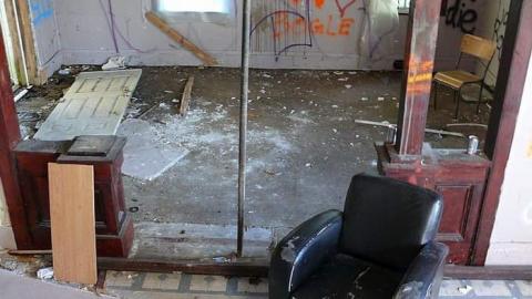 October 2017 - House-off-40182.jpg