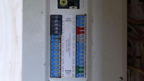 October 2017 - House-off-40190.jpg