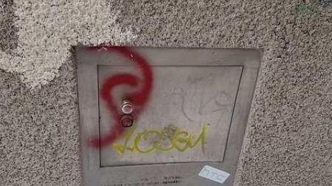 Forgotten Downtown Building photo 4