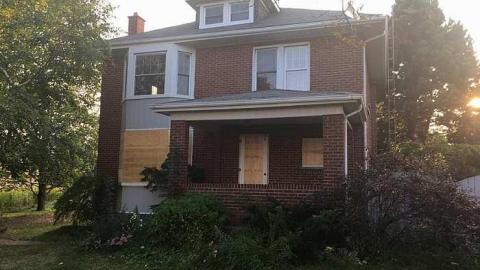 6 in a row - O6-3-A.K.A.-Swim-in-Despair12.jpg