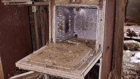 Peter Cottontail - You-Were-But-A-Ghost-In-My-Arms54.jpg