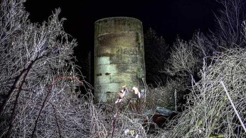 lonely silo - Old-silo-with-hut4.jpg