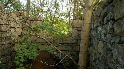 October 2016 - Barn-Fort26.jpg