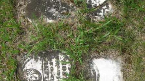 Franklin Pioneer Cemetery - Franklin-Pioneer-Cemetery7.jpg