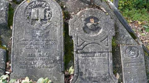 October 2017 - WhitePorter-Cemetery26.jpg