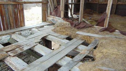 March 2018 - Bells-Corners-Barn83.jpg