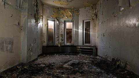 Explore o' the century - Century-Manor-Asylum575.jpg