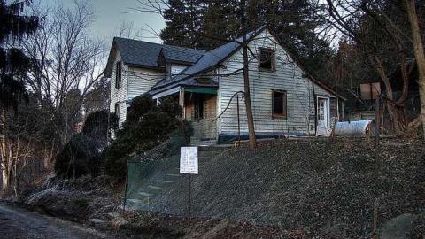 Too Bloody Cold - Window-of-Opportunity9.jpg