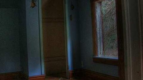 Too Bloody Cold - Window-of-Opportunity16.jpg