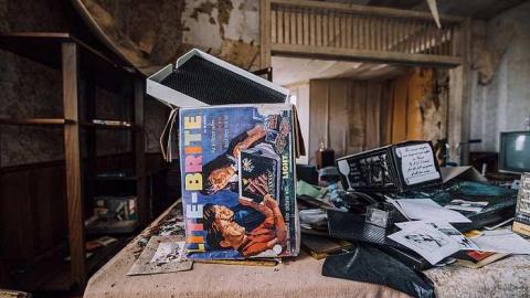 Happy Birthday Gary - House-From-the-Past27.jpg