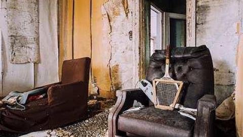 Happy Birthday Gary - House-From-the-Past14.jpg