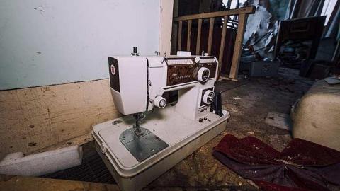 Happy Birthday Gary - House-From-the-Past33.jpg