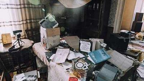 Happy Birthday Gary - House-From-the-Past36.jpg