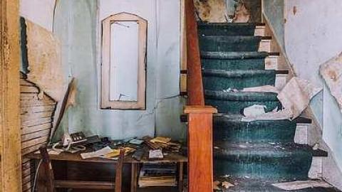 Happy Birthday Gary - House-From-the-Past40.jpg