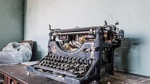 Happy Birthday Gary - House-From-the-Past19.jpg