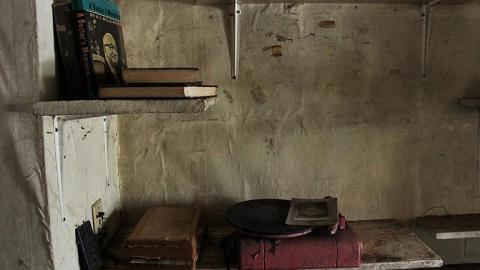 mystery house - D5C3A1A8-E991-498D-8F8A-09E13E98FF60.jpeg