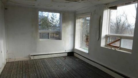 Strange Design - P1130005.jpg