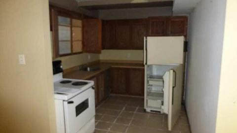 Strange Design - P1130011.jpg