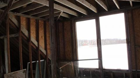 Photo from Odd little church 