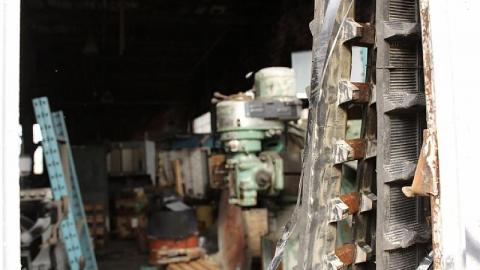 Outside Looking in - 9A5B8098-B7CC-4271-A4D9-E7FF62E2C9C8.jpeg