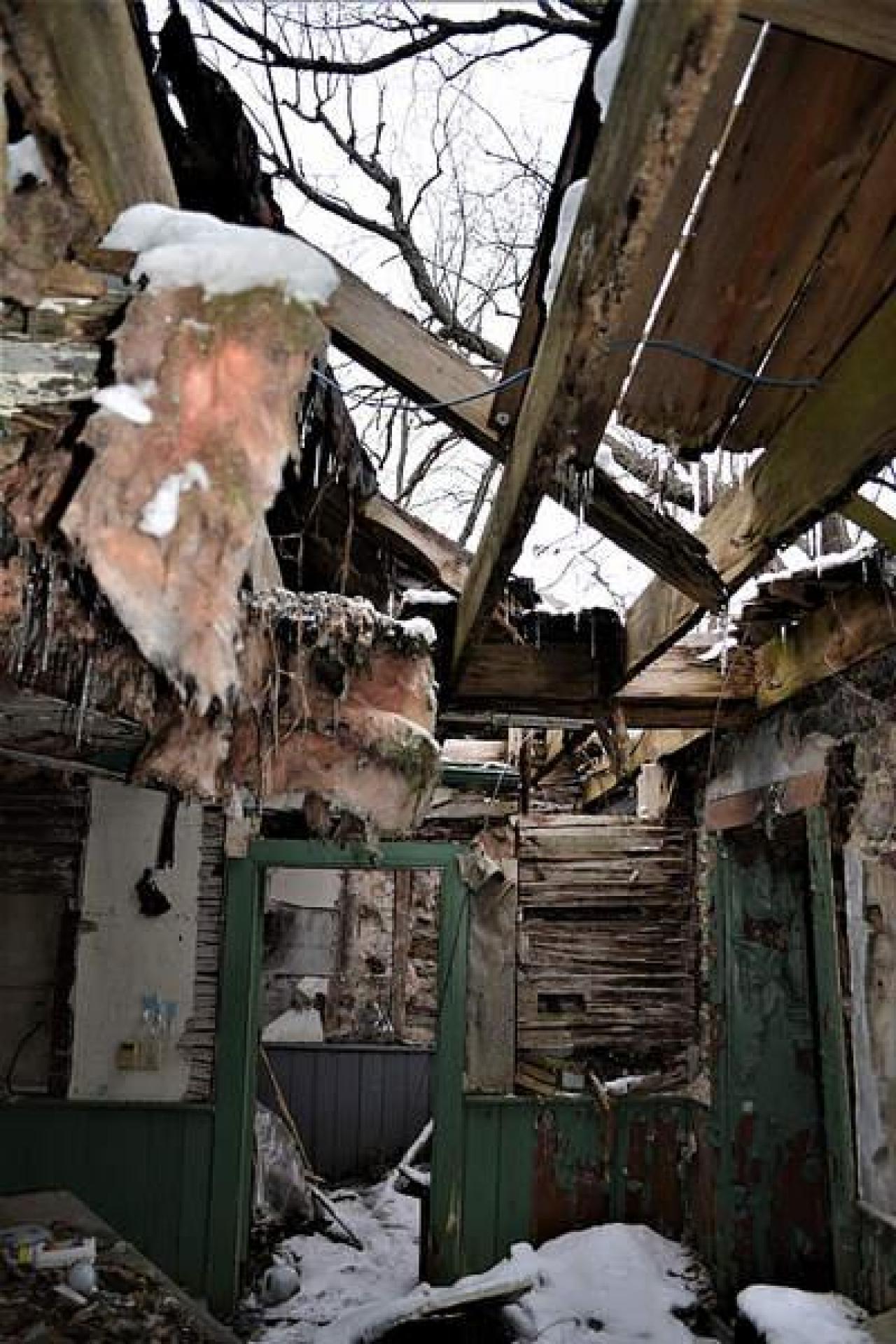 Enchanted Cabin - Clarington-Jackpot15.jpg