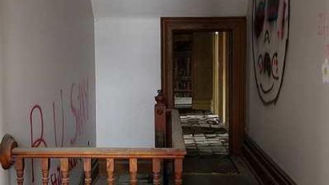 Three Trips '17 - The-Prettiest-Street17.jpg