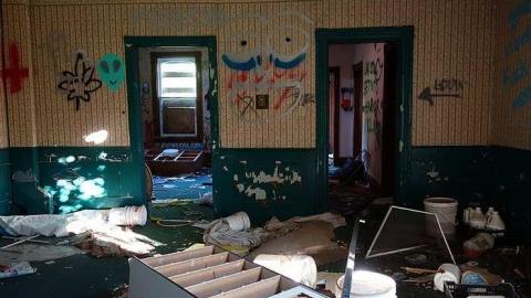 Three Trips '17 - The-Prettiest-Street37.jpg