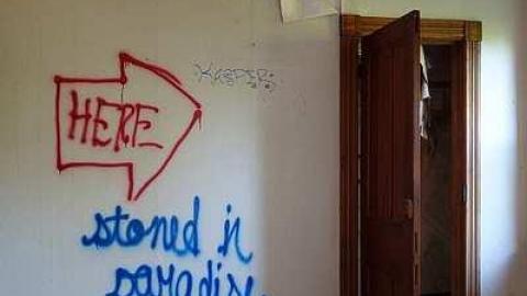 Three Trips '17 - The-Prettiest-Street235.jpg