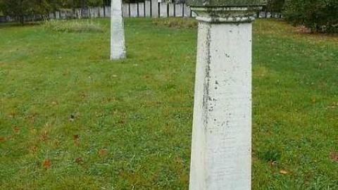 Tranquility near Walmart - Tranquility-Pioneer-Cemetery1.jpg