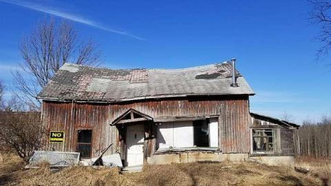 Architectural Anomalies - Road-Sign-Shack19.jpg
