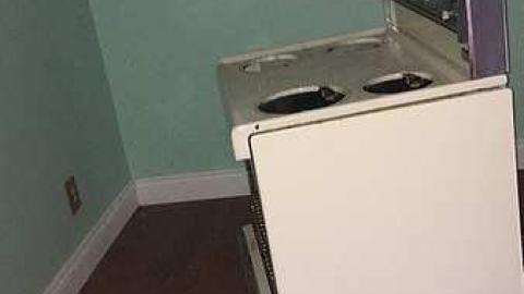 Spring 2018 - Pool-x23.jpg