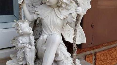 Angelic Love For Family Guy photo 3