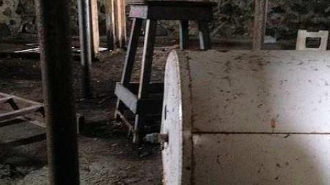 April 9/2018 - Small-Country-House11.jpg