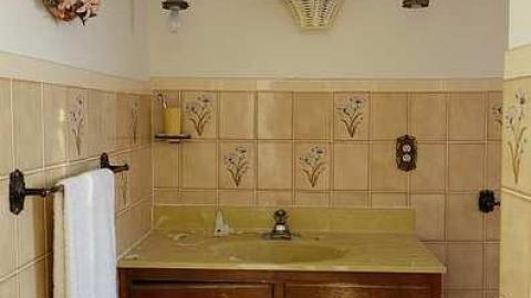 Three R's 2018 - Regional-Road-57-80s-Bungalow110.jpg