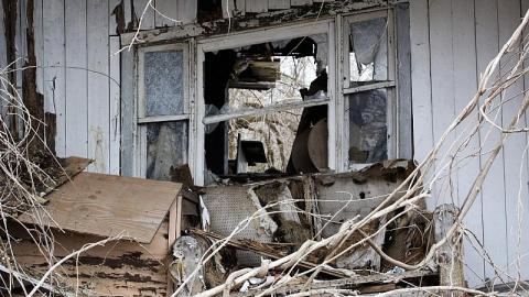 Hoarders - 3B4BDC0B-CD6A-4B31-83A0-B9F757ED7408.jpeg