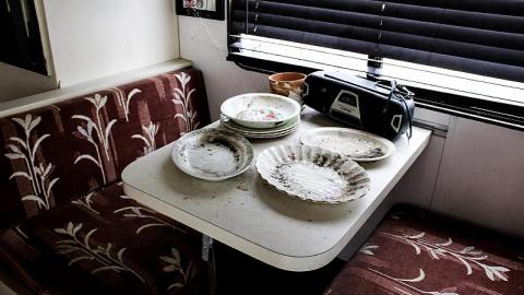 Hoarders - AA952DEB-31E1-4B4E-AA13-BA9676834DBC.jpeg