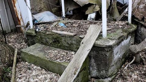 Hoarders - FF415D8E-D79D-4BF9-9133-DB04144039B9.jpeg