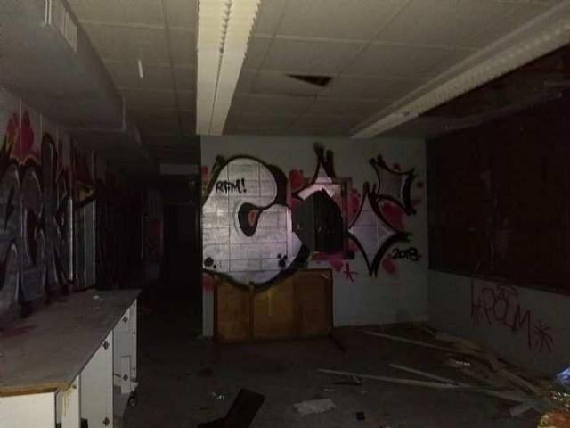 Building photos (April 2018) - IMG_20180430_203514853.jpg