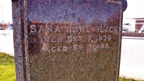 Farms To Freight - Trinity-Wesleyan-Cemetery15.jpg