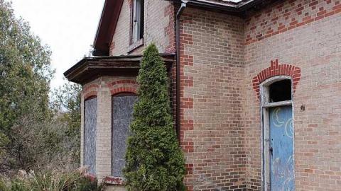 Pretty Damaged - Highpoint-Of-The-Day106.jpg