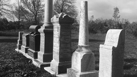 St George’s Cemetery  - Willoughby-Cemetery3.jpeg