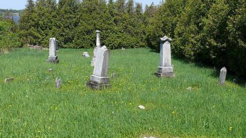 Scovill - Scovill-Cemetery11.jpg