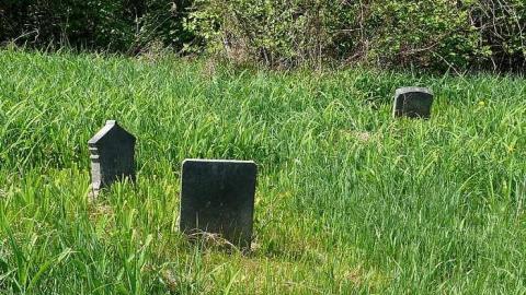 Scovill - Scovill-Cemetery4.jpg