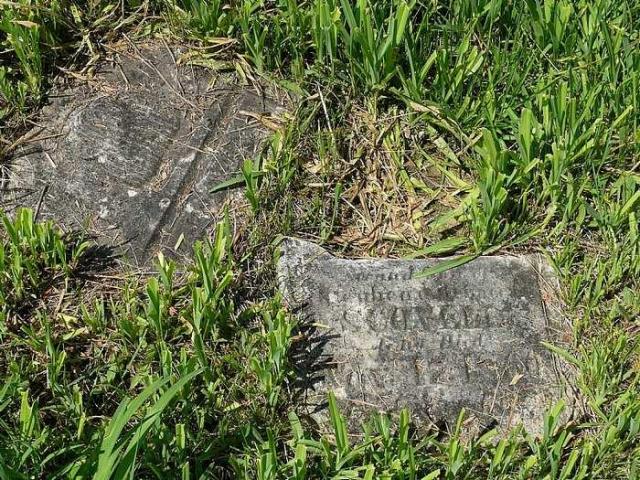 Scovill Cemetery photo 4