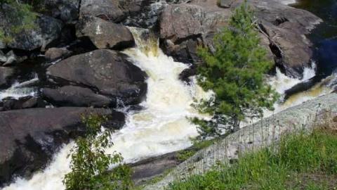 Ragged Edge - Ragged-Rapids-(ghost-town)25.jpg