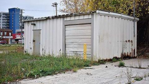 Bicknell Bus Loop photo 3